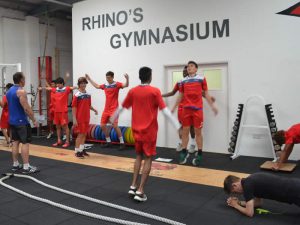 Allenamento ad alte prestazioni nei campi di calcio in inverno