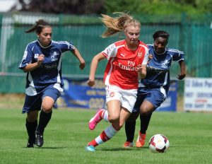 Pourquoi choisir un stage de football avec des cours de langue?