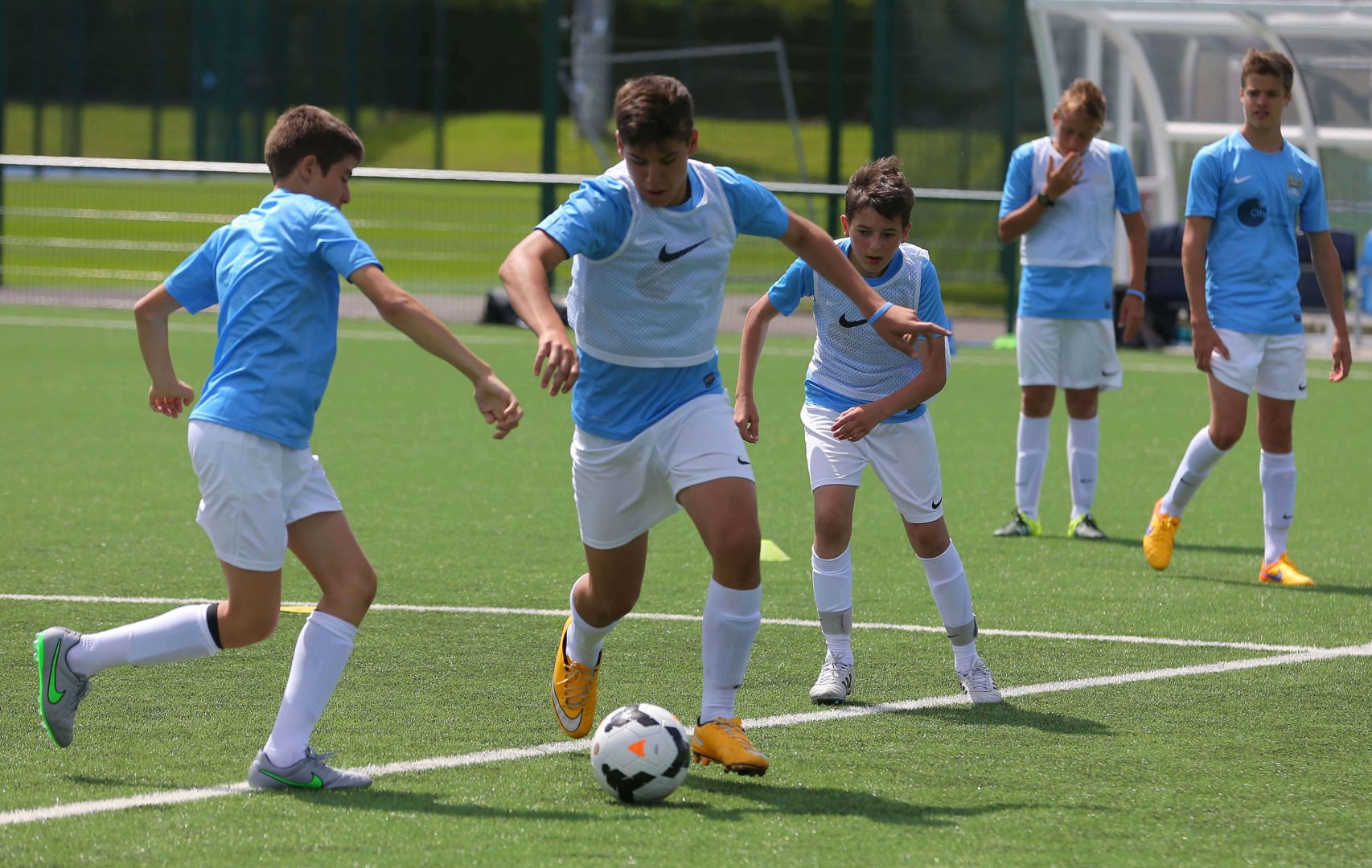 Soutenir l'enfant qui veut devenir un joueur de football professionnel