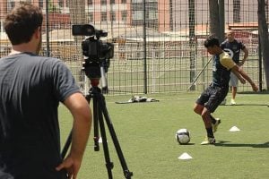 Sesión de vídeo en campamentos de fútbol de alto rendimiento