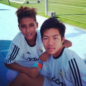 Entraînement Real Madrid 1 300x300 - Comment les stages de football aident-ils à ouvrir l'esprit des jeunes? Entraînement Real Madrid 1 300x300 - Comment les stages de football aident-ils à ouvrir l'esprit des jeunes?