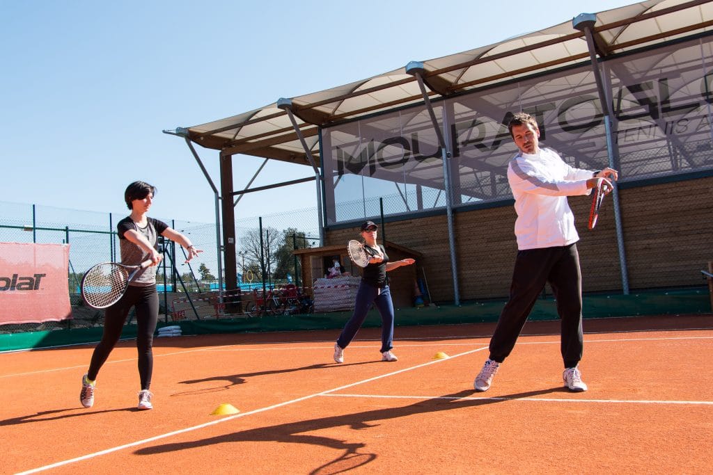 Tennis Ball Machine Tennis ball launcher [the complete guide]