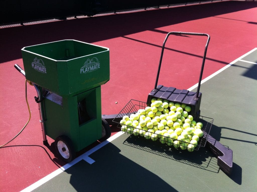 Tennis Ball Machine Tennis ball launcher [the complete guide]