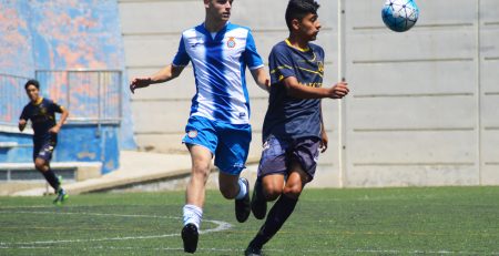 partido de un jugador del equipo de la academia de Barcelona