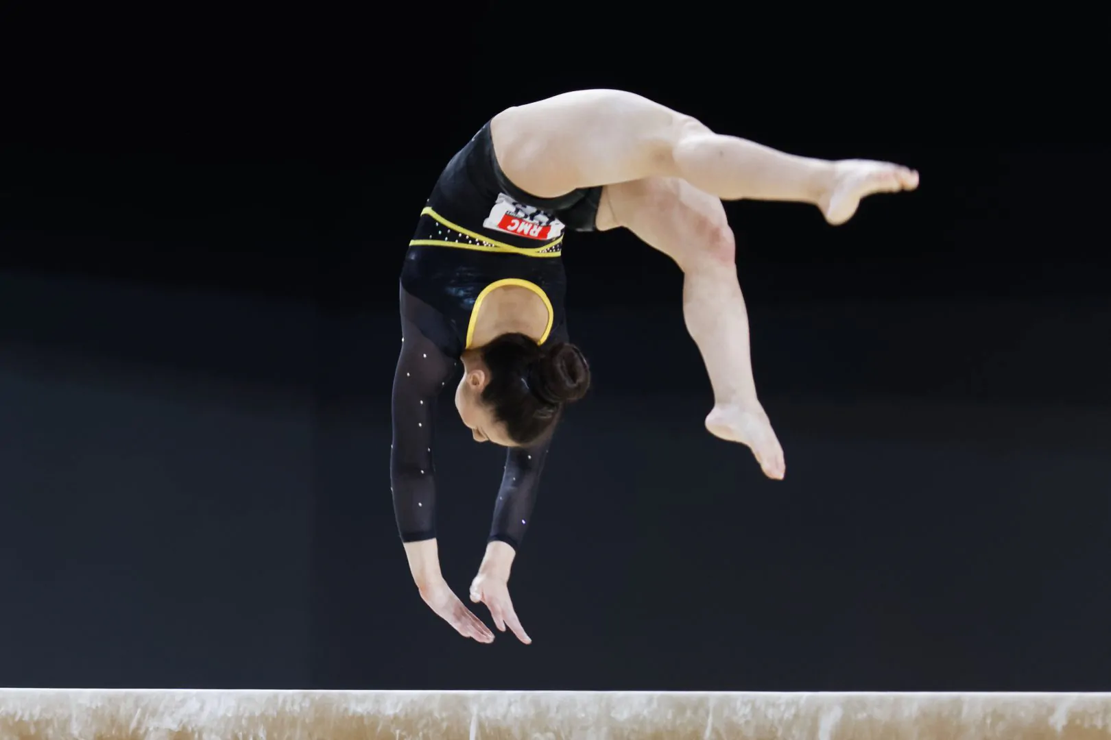 Gymnasts need full concentration they can get from mindfulness meditation for athletes