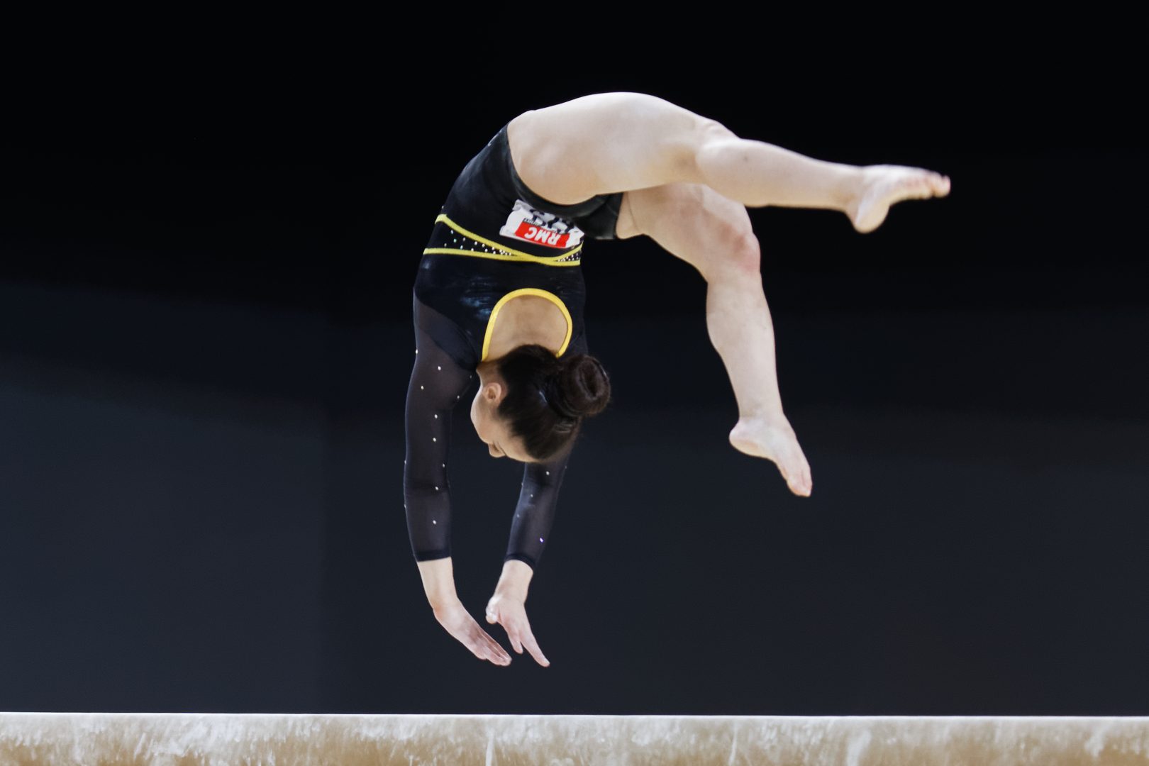 Gymnasts need full concentration they can get from mindfulness meditation for athletes Gymnasts need full concentration they can get from mindfulness meditation for athletes