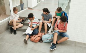 Beneficios de aprender inglés desde niño Beneficios de aprender inglés desde niño