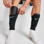 FOOTBALL SHIN GUARDS: HOW TO CHOOSE YOURS?