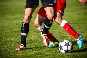 FOOTBALL SHIN GUARDS: HOW TO CHOOSE YOURS?