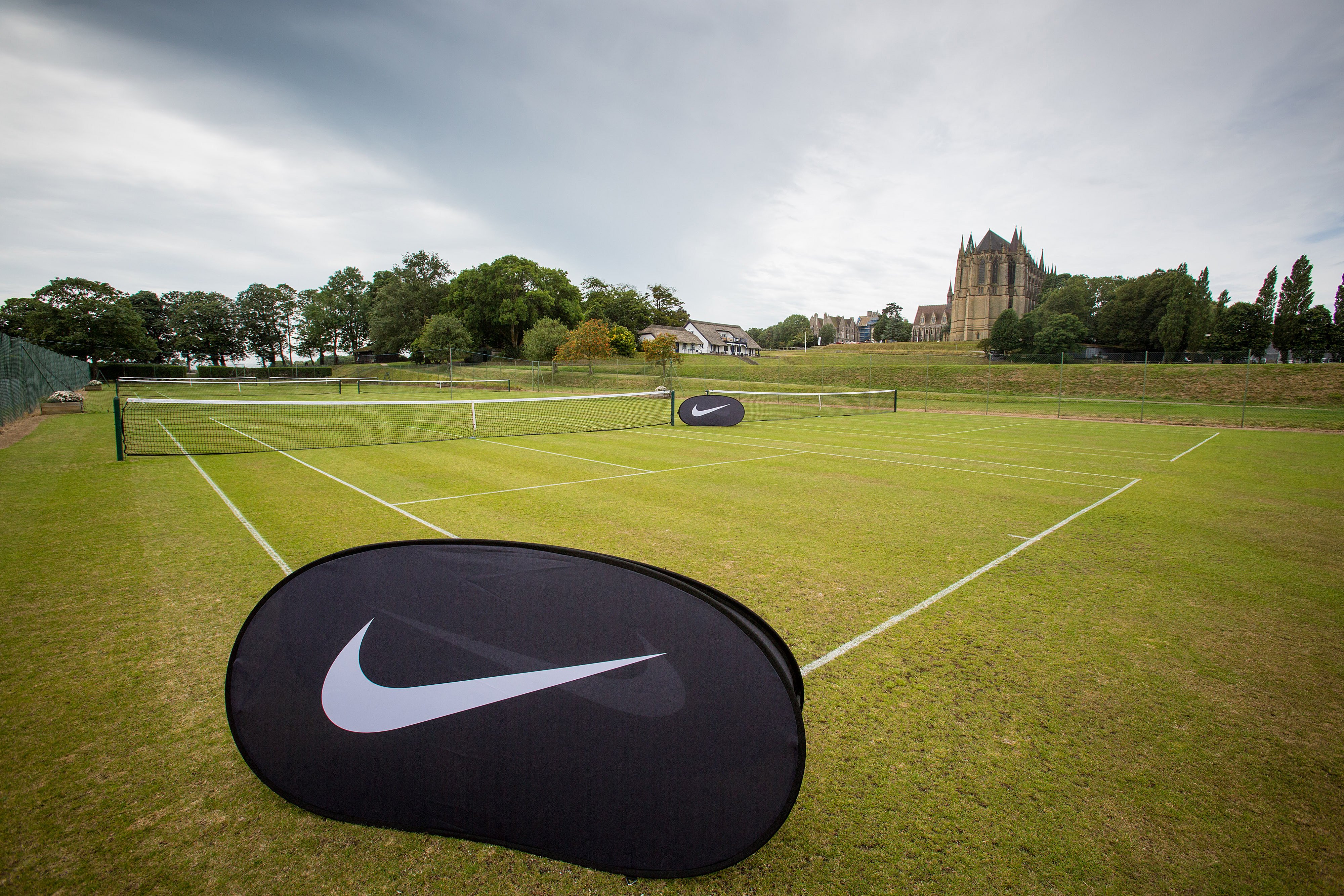 Limpia el cuarto Romance Calibre Campamento de Nike Tenis en Inglaterra [Campus 2023]