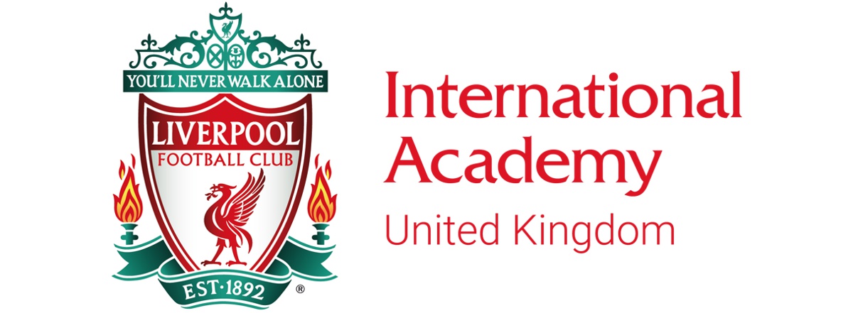 Acampamento de futebol de Liverpool na Inglaterra com Inglês [Campus 2024]