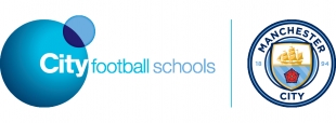 Logo do Acampamento de Futebol do Manchester City 2024