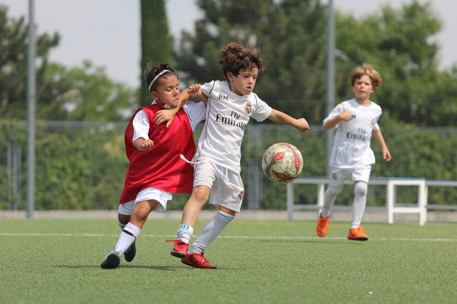 Real Madrid Soccer Camps 2025 [football+language]