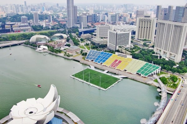 estadios de fútbol extraños: The Float Stadium