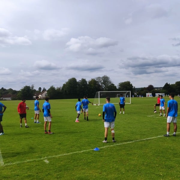 Entrenamientos en el Clinic de academias de Ertheo